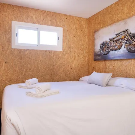 Latas Del Almendro 2 *